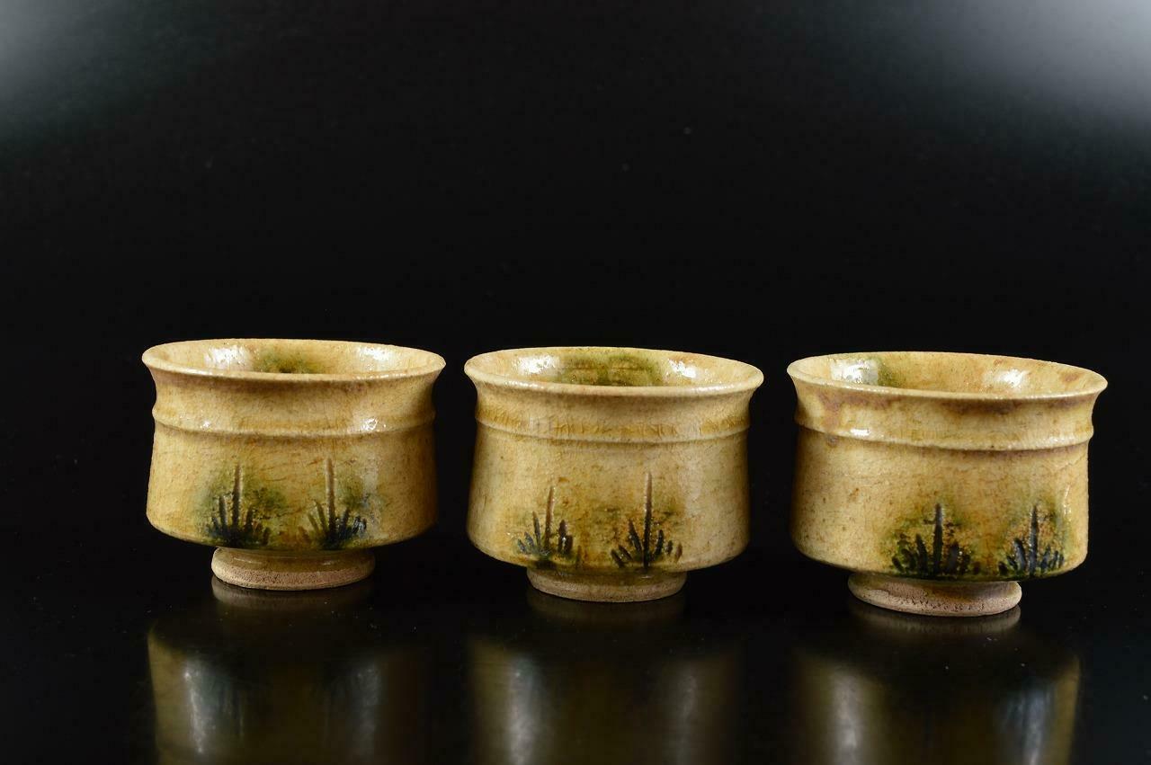 L5948: Japanese Seto-ware Green Glaze Flower Sculpture Tea Cup Senchawan 3pcs