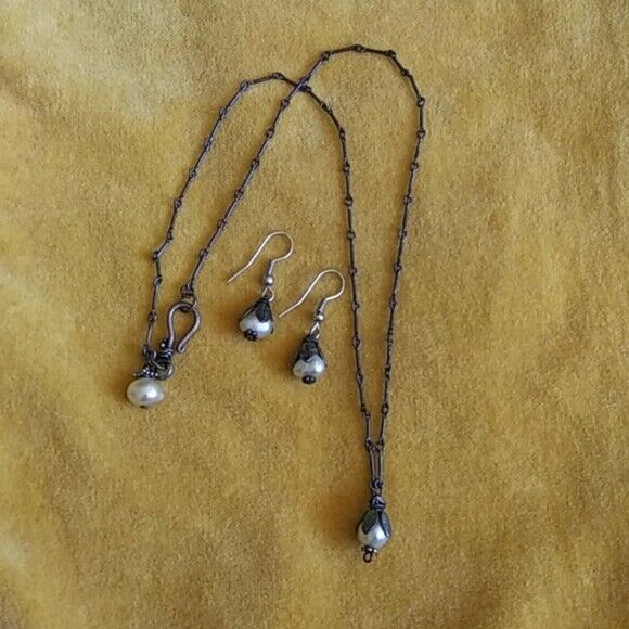 Handcrafted Authentic Pearl Necklace And Earrings Set