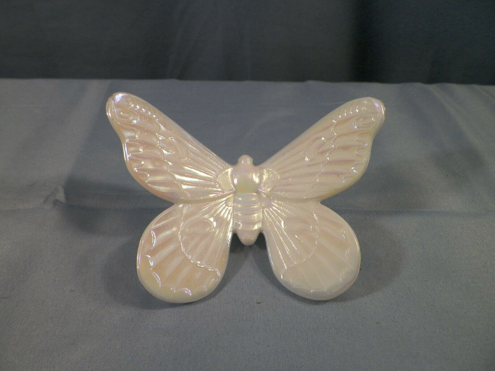Westmoreland Large White Carnival Milk Glass Butterfly W/ Peg Figurine